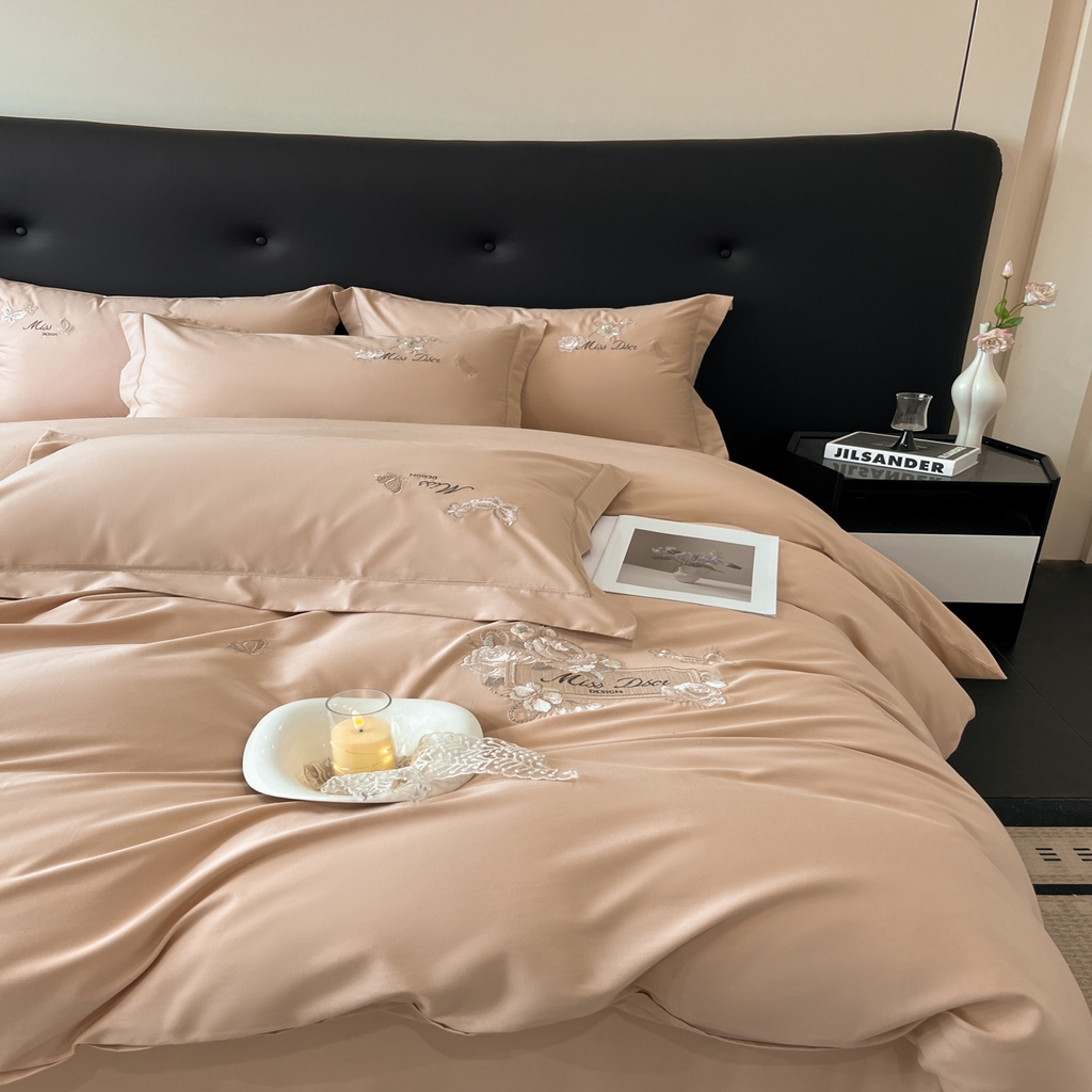 91家纺网 家纺一手货源 找家纺 禾时2025新款全棉磨毛刺绣四件套-香榭丽 藕荷色