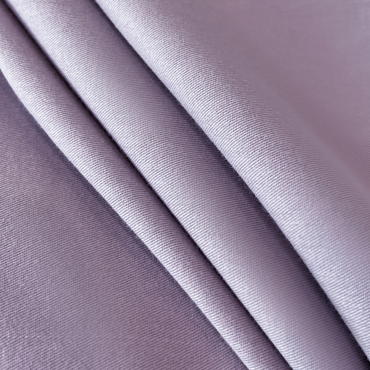 91家纺网 家纺一手货源 找家纺 禾时2025新款全棉磨毛刺绣四件套-香榭丽 雪青