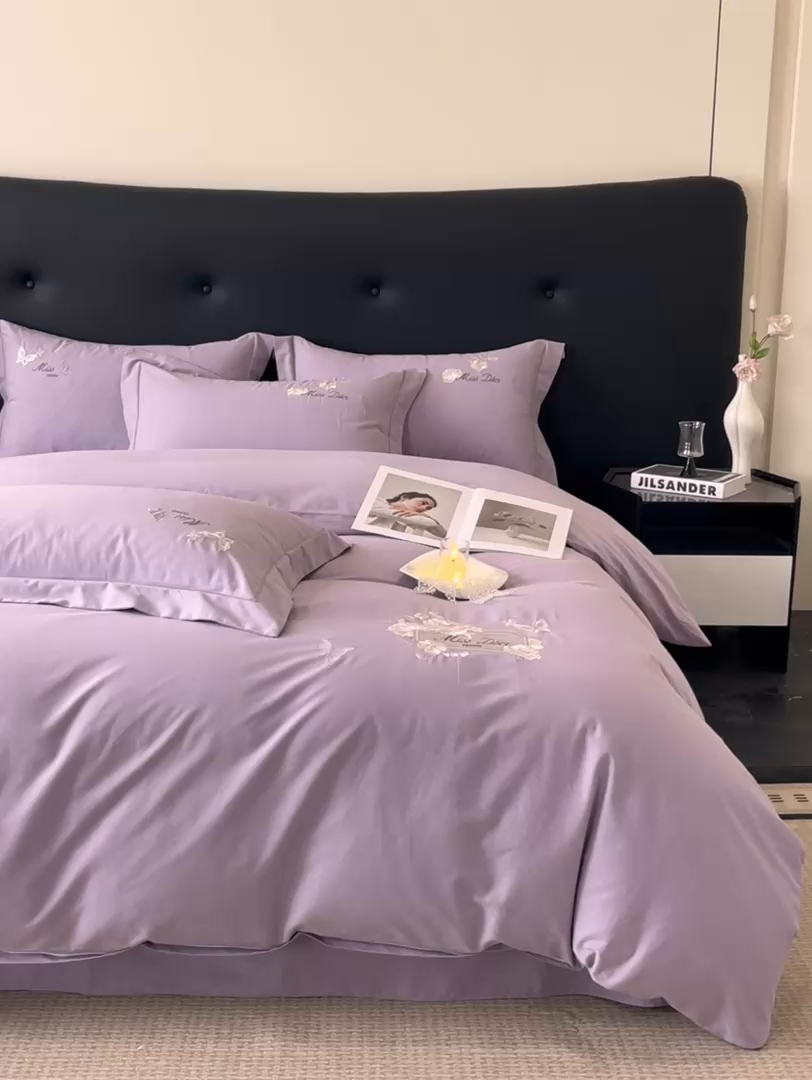 91家纺网 家纺一手货源 找家纺 禾时2025新款全棉磨毛刺绣四件套-香榭丽 雪青