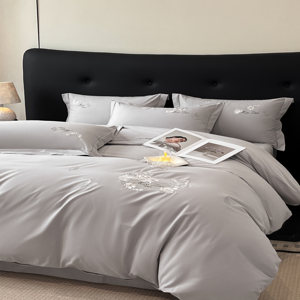 91家纺网 家纺一手货源 找家纺 禾时2025新款全棉磨毛刺绣四件套-香榭丽 银灰