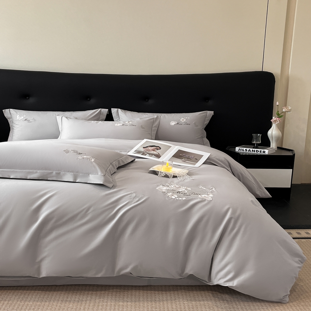 91家纺网 家纺一手货源 找家纺 禾时2025新款全棉磨毛刺绣四件套-香榭丽 银灰