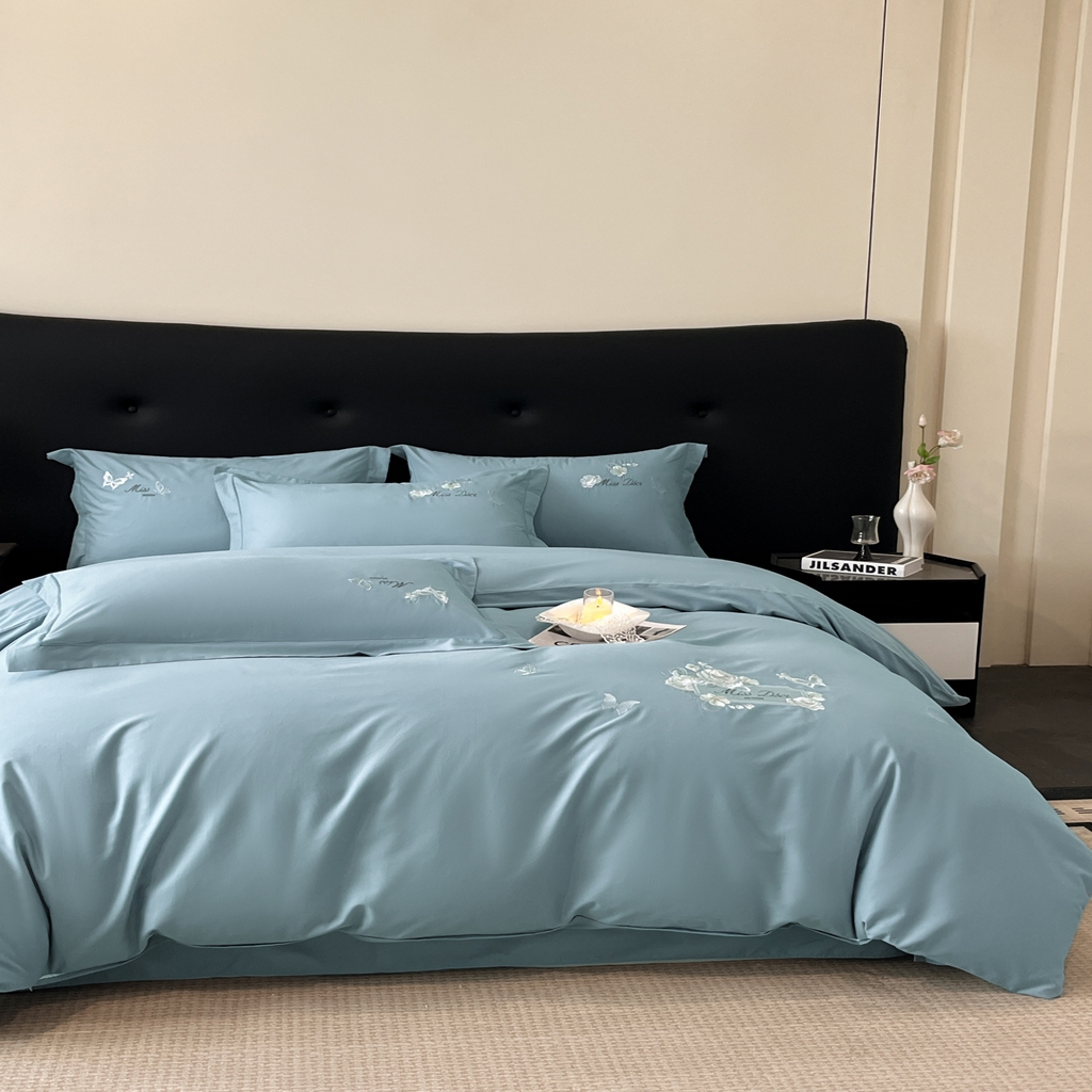 91家纺网 家纺一手货源 找家纺 禾时2025新款全棉磨毛刺绣四件套-香榭丽 云水蓝