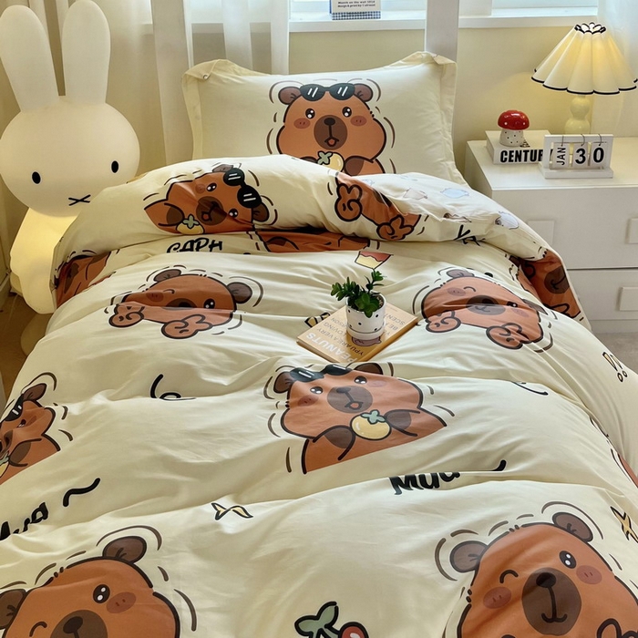 91家纺网 家纺一手货源 找家纺 蘭菲家纺 2025新款学生季卡皮巴拉系列全棉印花三件套 拉不动