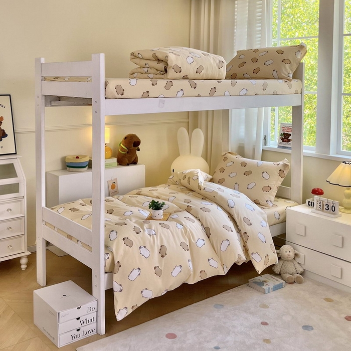 91家纺网 家纺一手货源 找家纺 蘭菲家纺 2025新款学生季卡皮巴拉系列全棉印花三件套 小奶豚