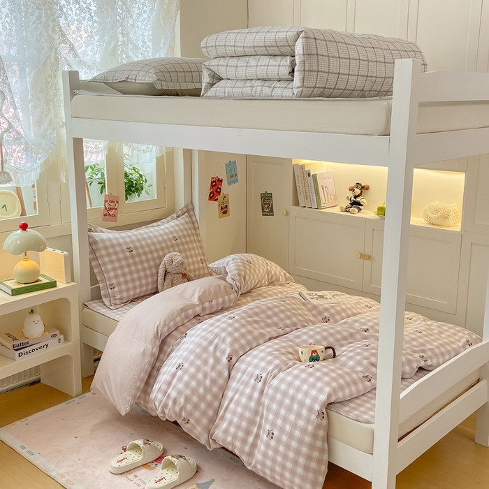 91家纺网 家纺一手货源 找家纺 富之航家纺 2025新款全棉三件套 樱桃蝴蝶结