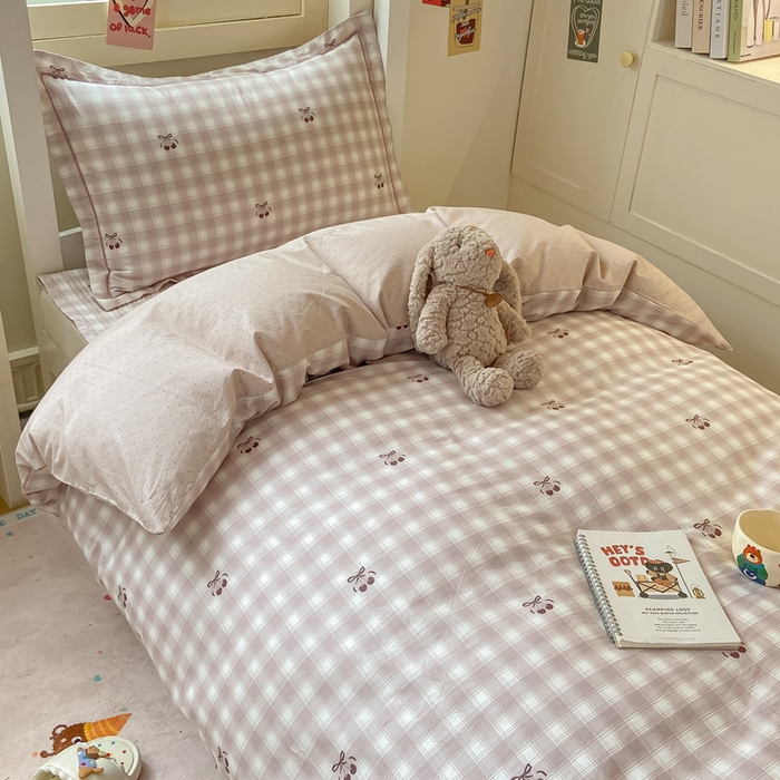 91家纺网 家纺一手货源 找家纺 富之航家纺 2025新款全棉三件套 樱桃蝴蝶结