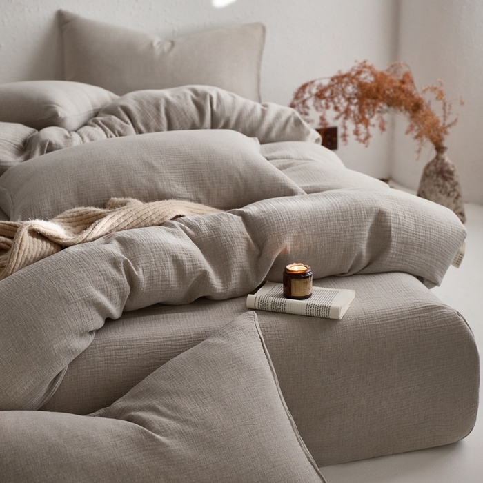 91家纺网 家纺一手货源 找家纺 清雅福2025秋冬新品棉麻双层皱皱纱四件套系列 时空灰