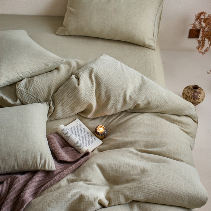 91家纺网 家纺一手货源 找家纺 清雅福2025秋冬新品棉麻双层皱皱纱四件套系列 微风沁绿