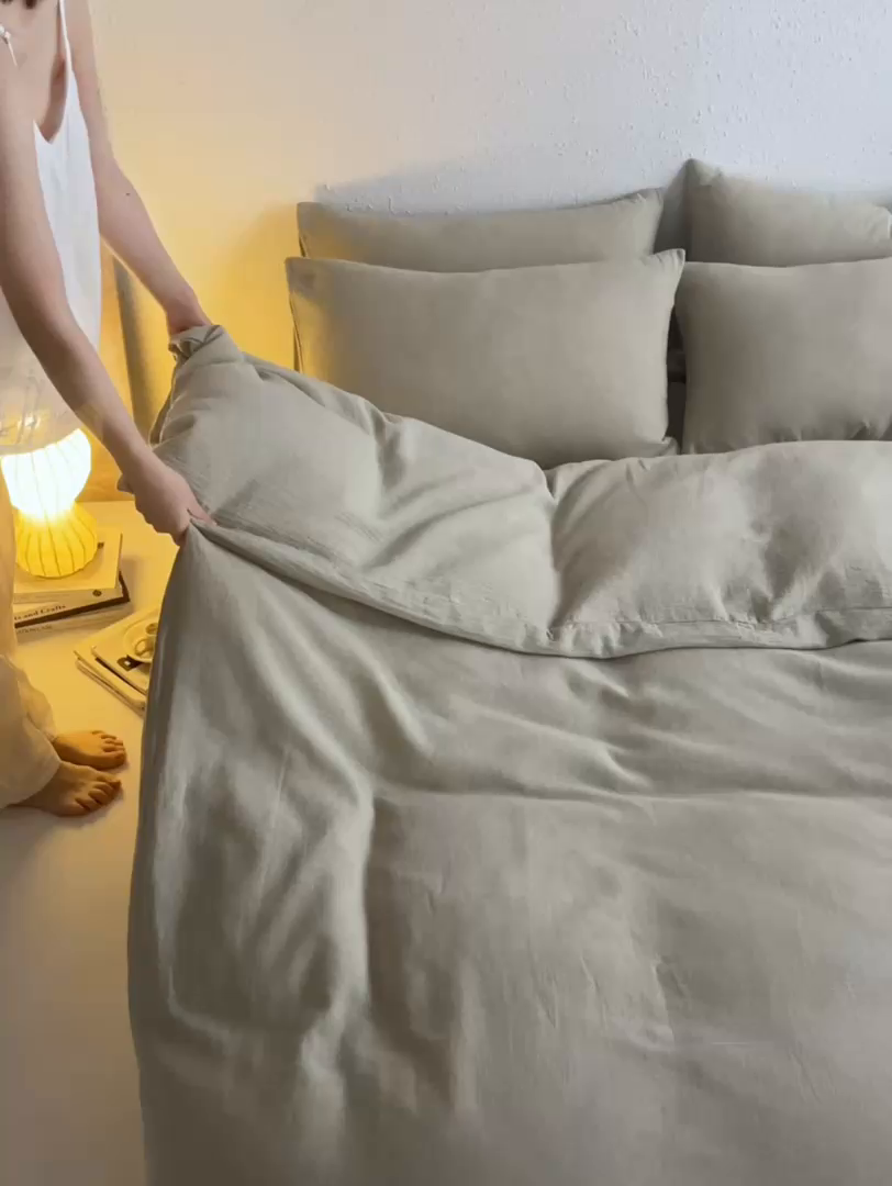 91家纺网 家纺一手货源 找家纺 清雅福2025秋冬新品棉麻双层皱皱纱四件套系列 微风沁绿