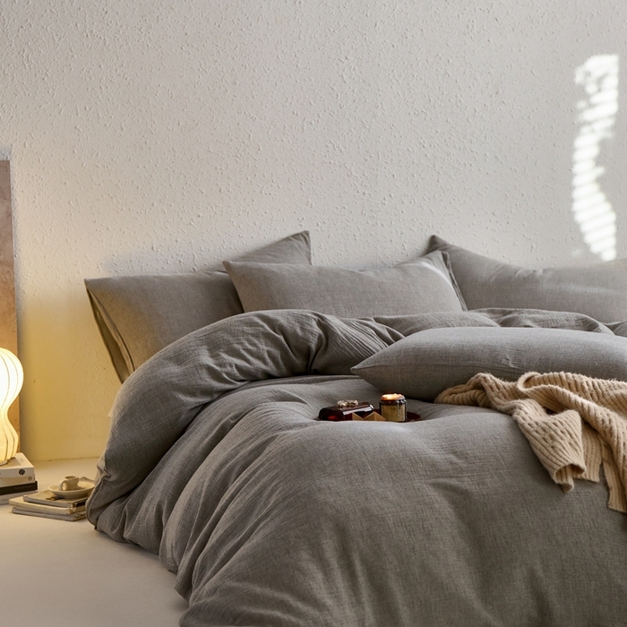 91家纺网 家纺一手货源 找家纺 清雅福2025秋冬新品棉麻双层皱皱纱四件套系列 耀月灰