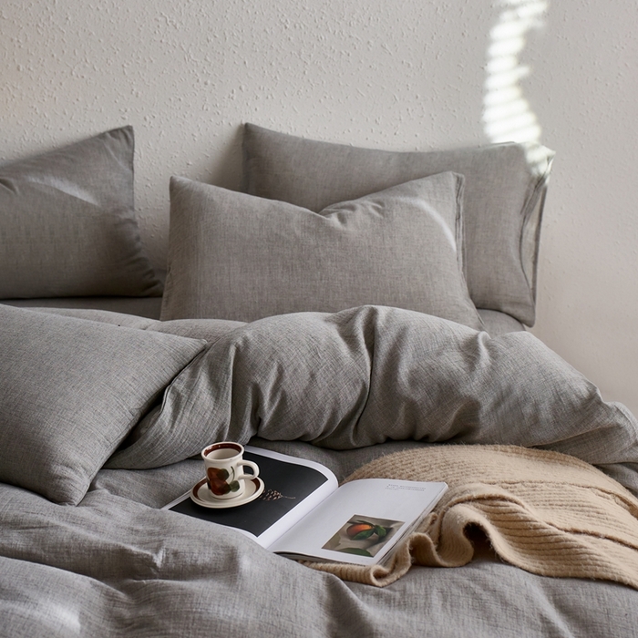 91家纺网 家纺一手货源 找家纺 清雅福2025秋冬新品棉麻双层皱皱纱四件套系列 耀月灰