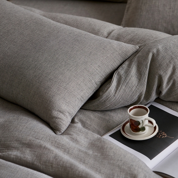 91家纺网 家纺一手货源 找家纺 清雅福2025秋冬新品棉麻双层皱皱纱四件套系列 耀月灰