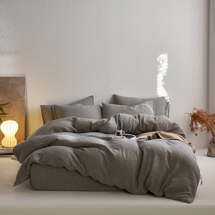 91家纺网 家纺一手货源 找家纺 清雅福2025秋冬新品棉麻双层皱皱纱四件套系列 耀月灰