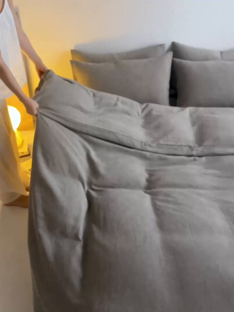 91家纺网 家纺一手货源 找家纺 清雅福2025秋冬新品棉麻双层皱皱纱四件套系列 耀月灰