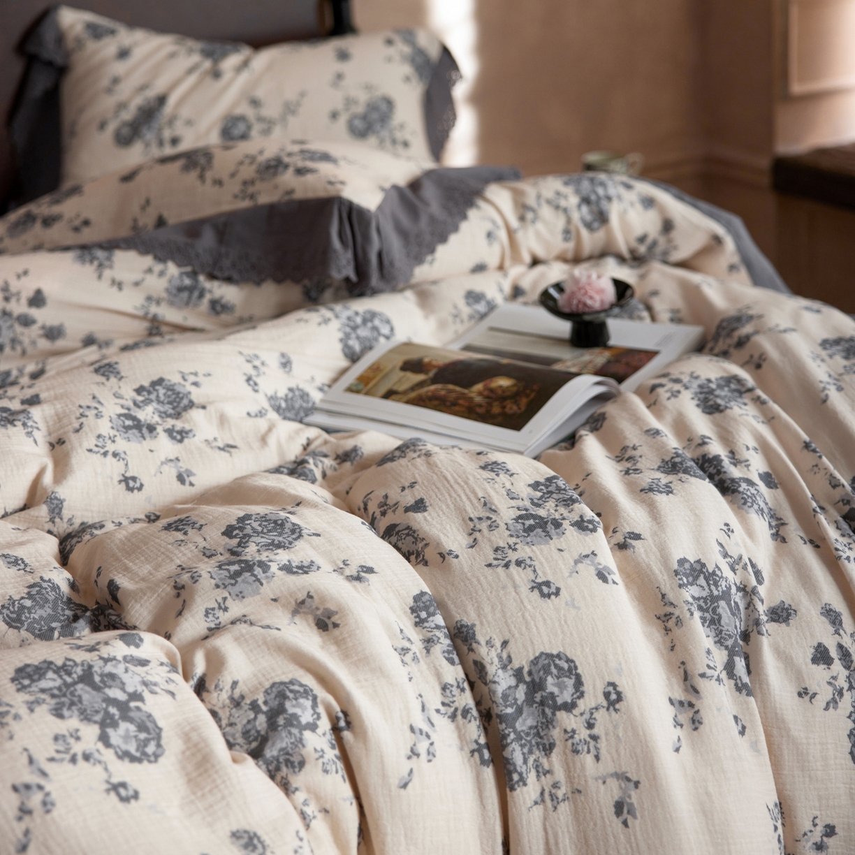 91家纺网 家纺一手货源 找家纺 （总）简纯主义 2025新款100%棉皱皱纱四件套-花甜系列