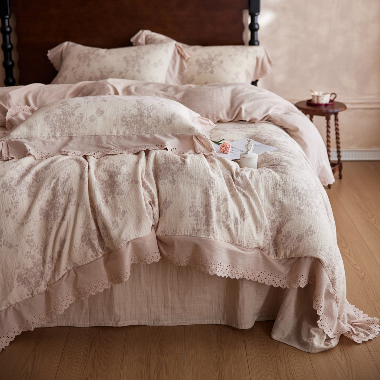 91家纺网 家纺一手货源 找家纺 简纯主义 2025新款100%棉皱皱纱四件套-花甜系列 枝瑶粉