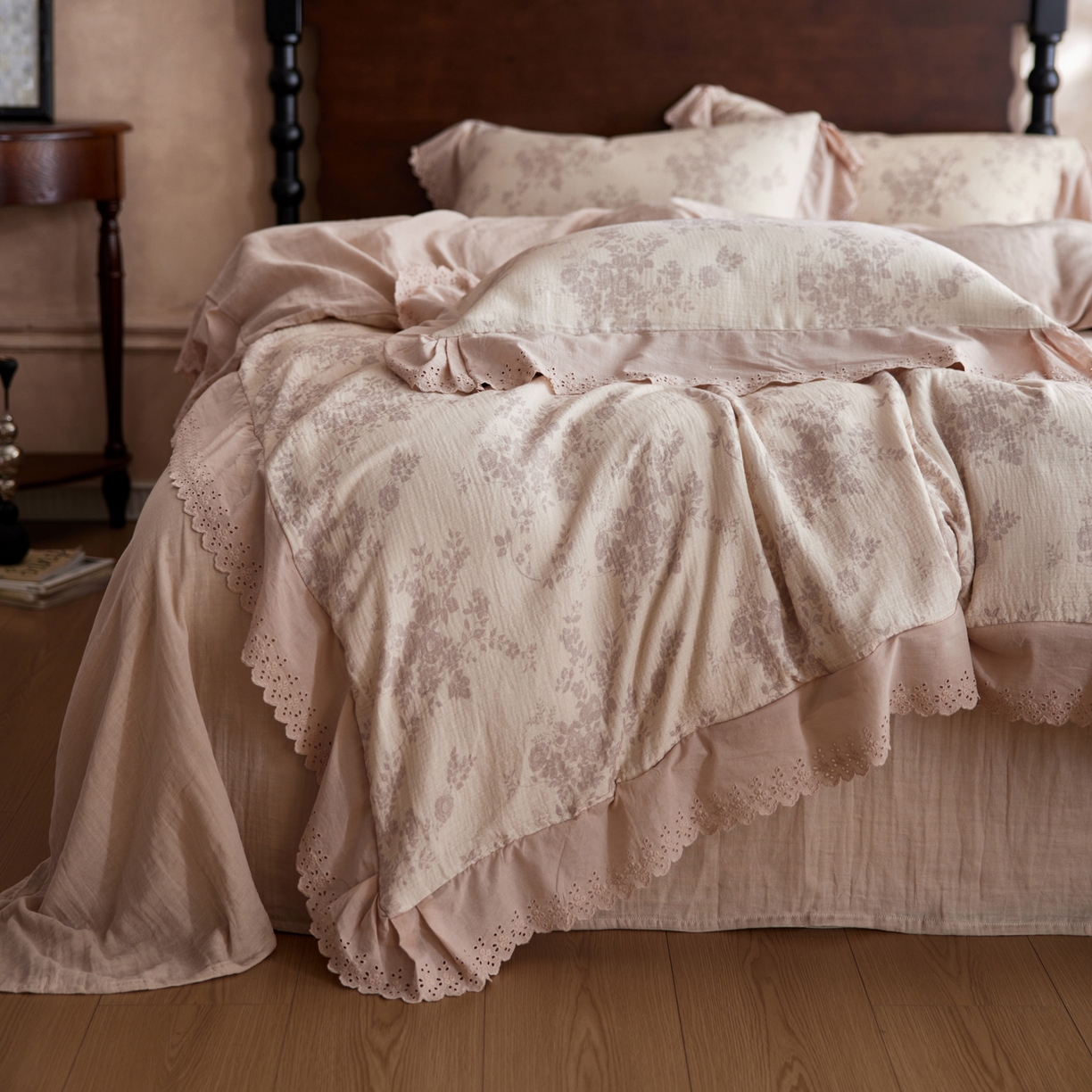 91家纺网 家纺一手货源 找家纺 简纯主义 2025新款100%棉皱皱纱四件套-花甜系列 枝瑶粉