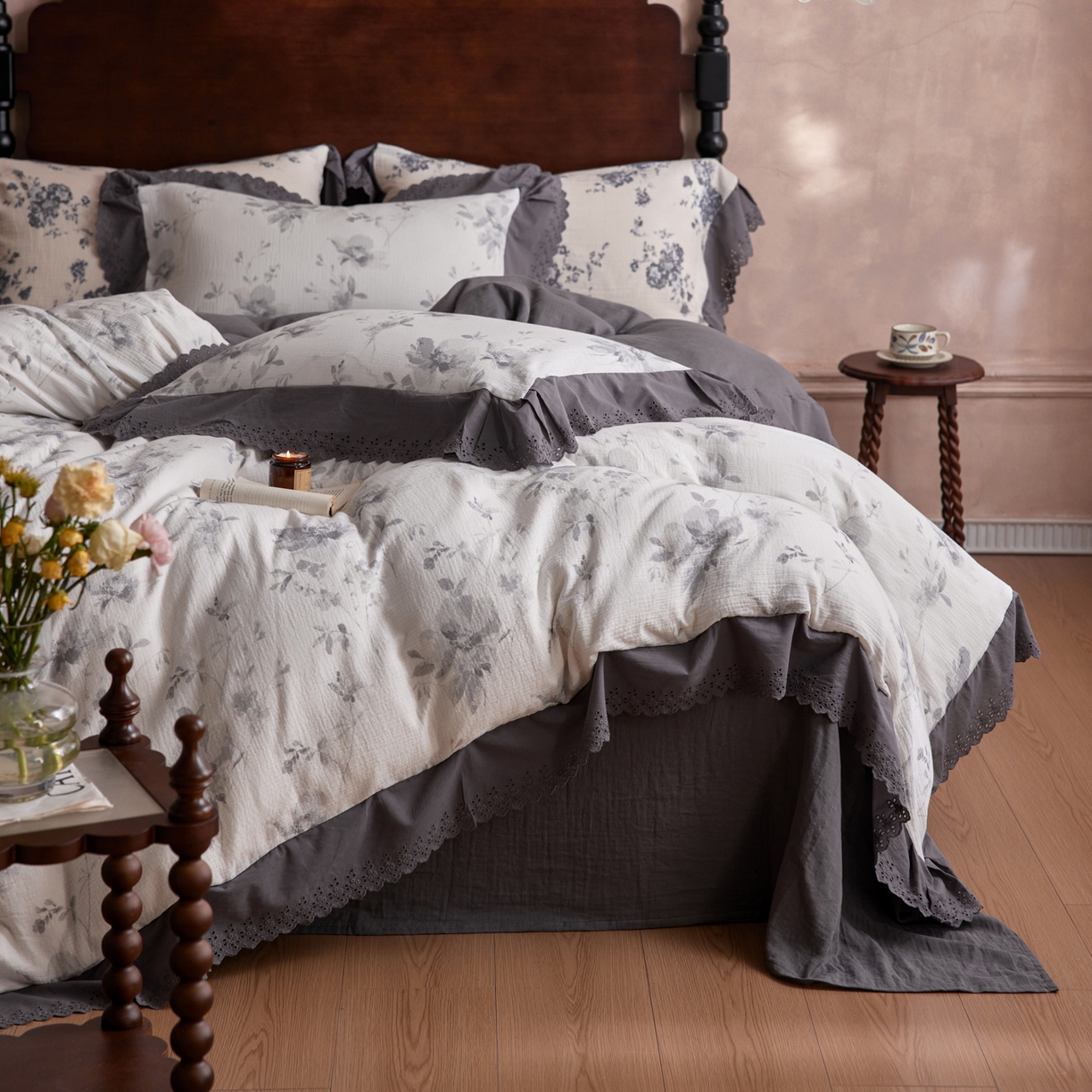 91家纺网 家纺一手货源 找家纺 简纯主义 2025新款100%棉皱皱纱四件套-花甜系列 栀信白