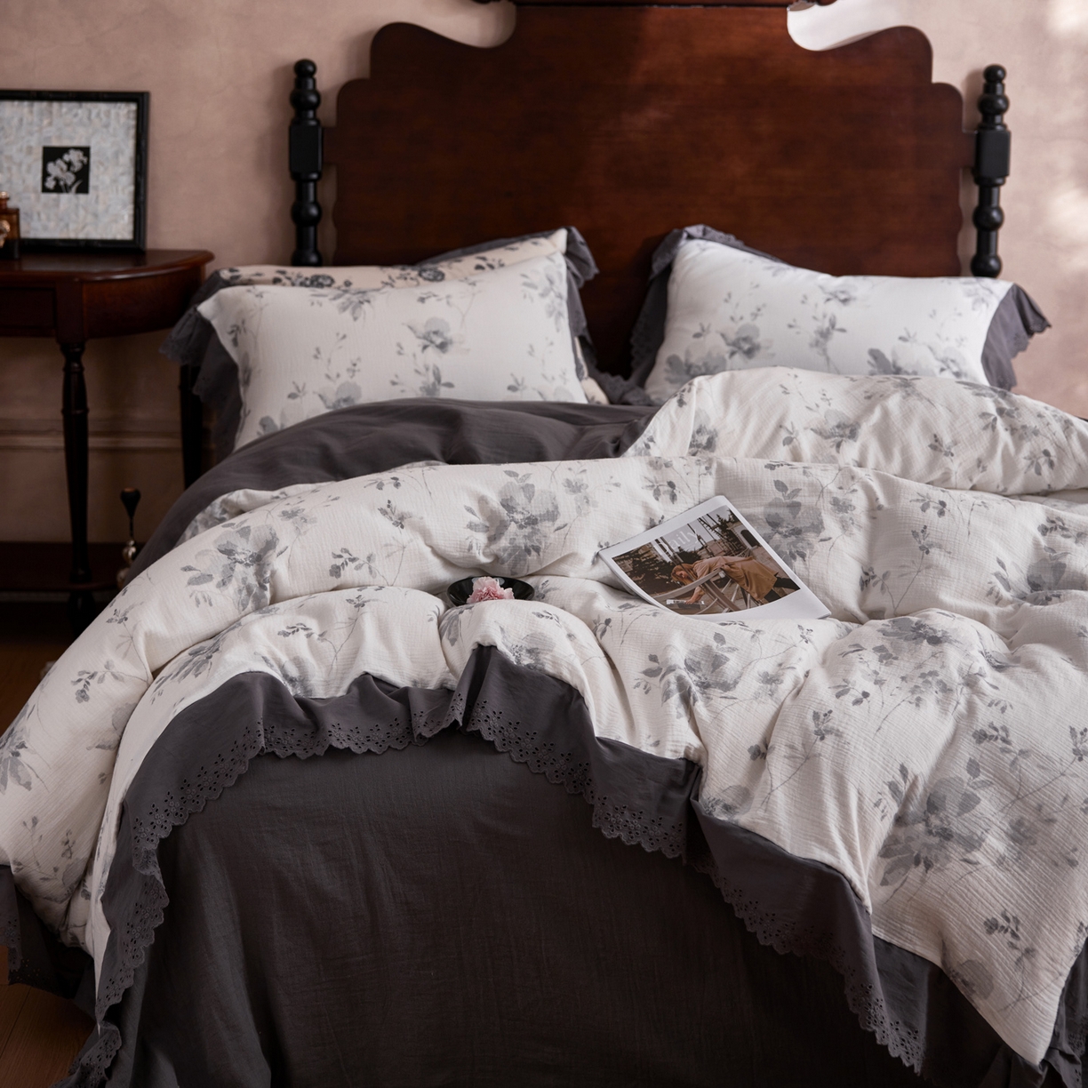 91家纺网 家纺一手货源 找家纺 简纯主义 2025新款100%棉皱皱纱四件套-花甜系列 栀信白