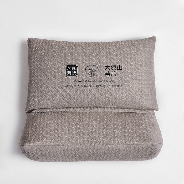 91家纺网 家纺一手货源 找家纺 （总）纽乐家纺 2025新款大凉山苦荞三角组合枕