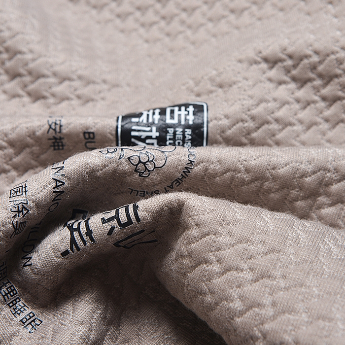 91家纺网 家纺一手货源 找家纺 （总）纽乐家纺 2025新款大凉山苦荞三角组合枕