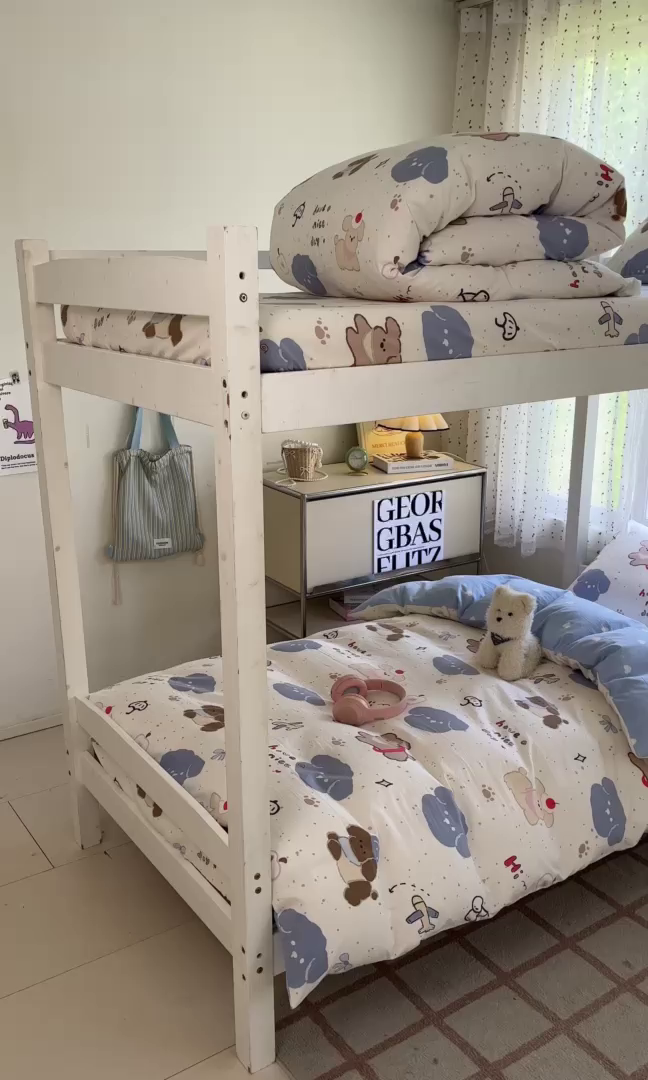 91家纺网 家纺一手货源 找家纺 盛秋家纺 2025新款水洗棉卡通学生小三套套件 开心乐园+蓝爱心