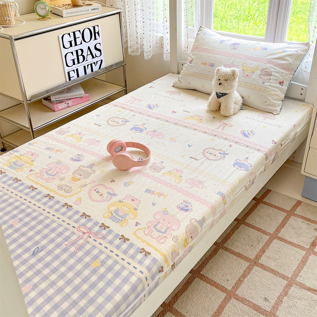 91家纺网 家纺一手货源 找家纺 盛秋家纺 2025新款水洗棉卡通学生小三套套件 开心派对+蓝小格