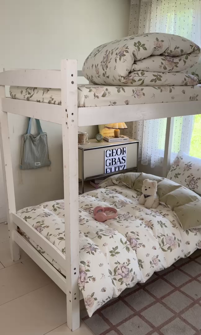 91家纺网 家纺一手货源 找家纺 盛秋家纺 2025新款水洗棉卡通学生小三套套件 铃兰+绿叶