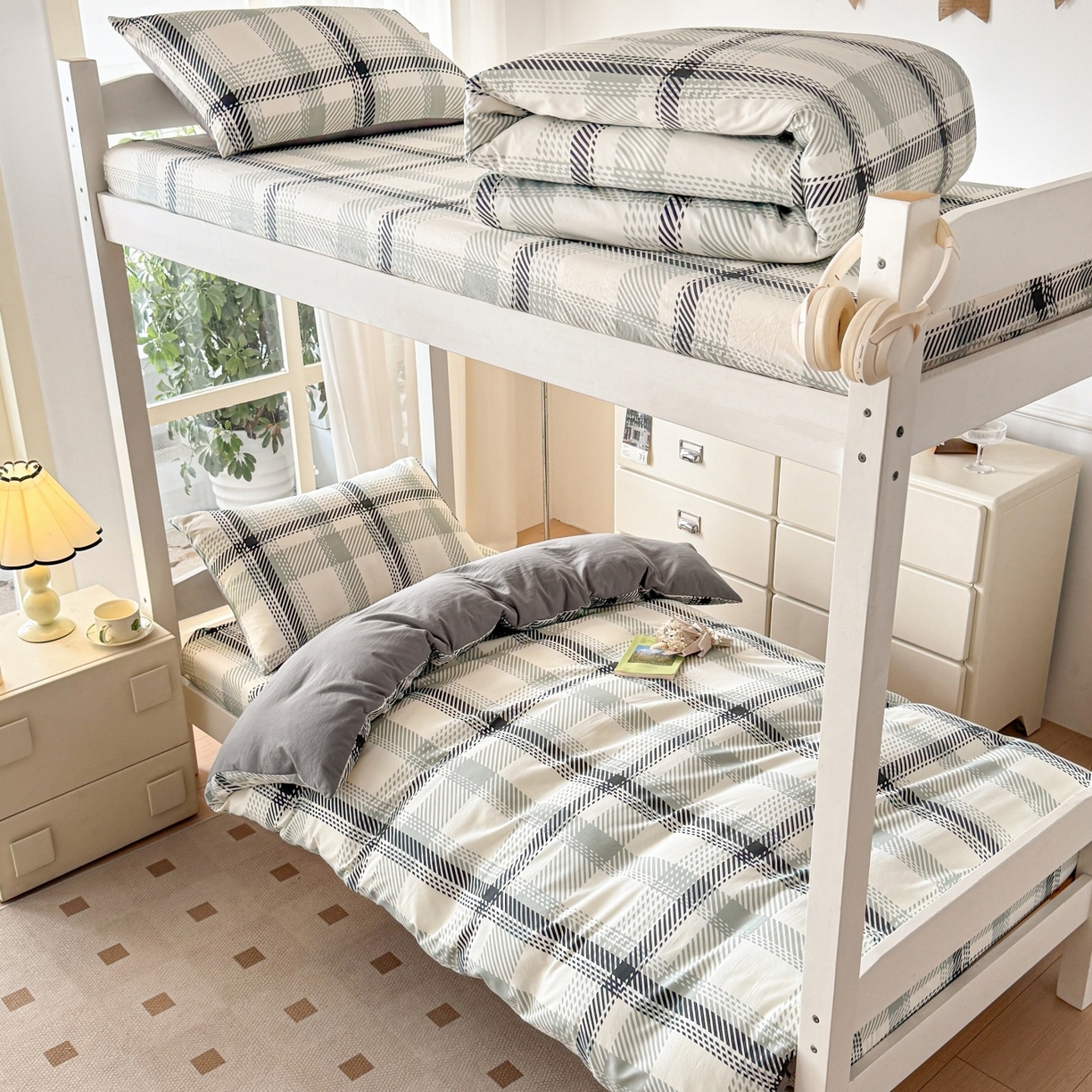 91家纺网 家纺一手货源 找家纺 盛秋家纺 2025新款水洗棉格子学生小三套套件 格瑞斯+中灰