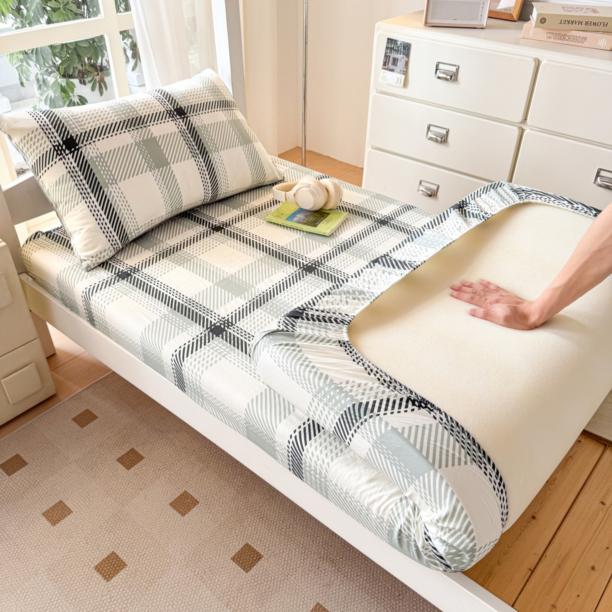 91家纺网 家纺一手货源 找家纺 盛秋家纺 2025新款水洗棉格子学生小三套套件 格瑞斯+中灰