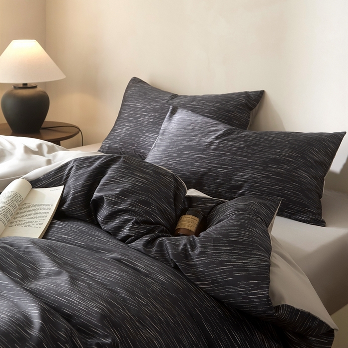 91家纺网 家纺一手货源 找家纺 （总）ONE TWO ONE 121 2025新款高端贡缎高支高密数码印花四件套-星河（平台控价券后不得低于318/338元）