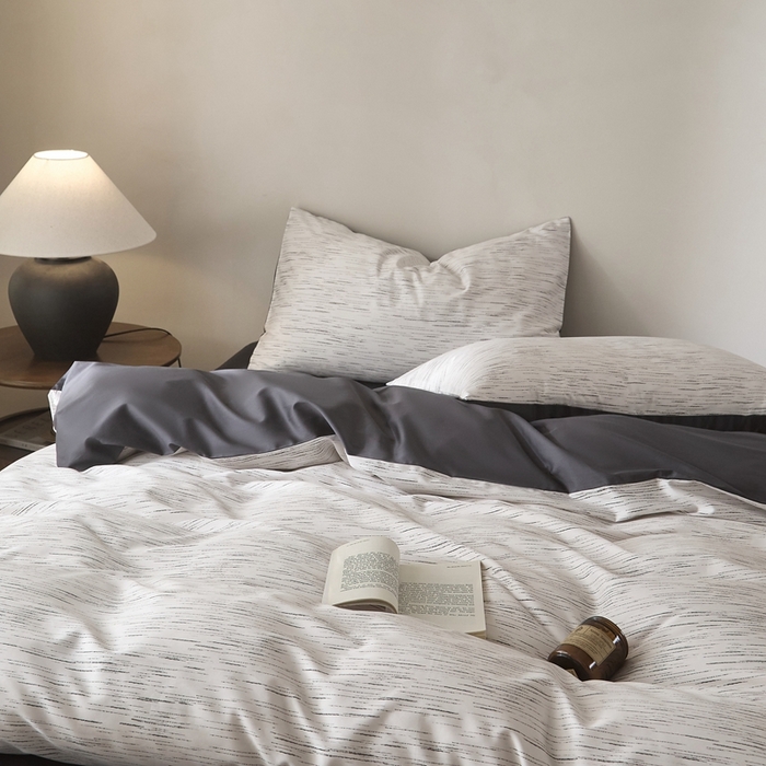 91家纺网 家纺一手货源 找家纺 ONE TWO ONE 121 2025新款高端贡缎高支高密数码印花四件套-星河（平台控价券后不得低于318/338元） 星河-清茶灰