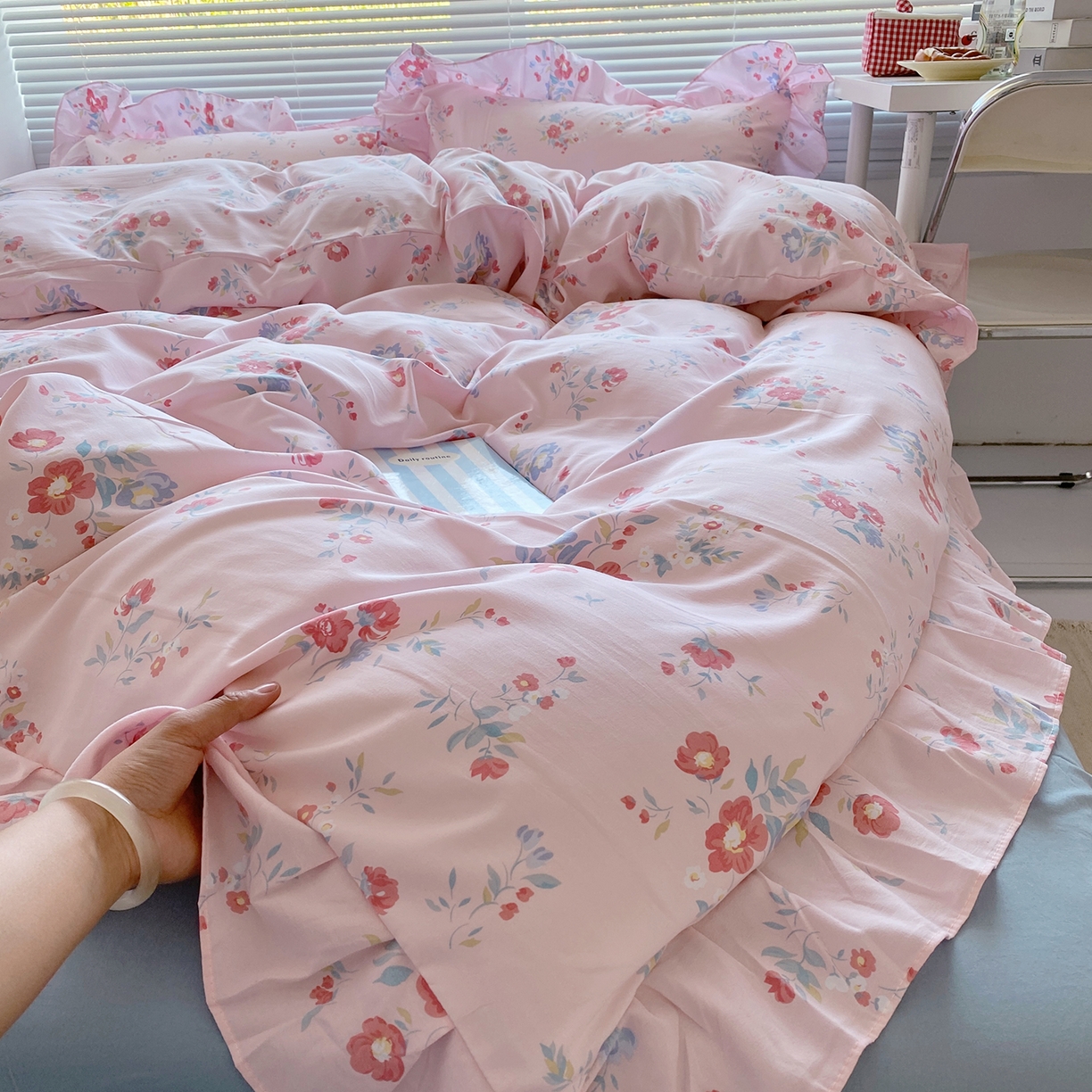 91家纺网 家纺一手货源 找家纺 （总）芷凡家纺2025新款A类加厚超柔水洗棉花边款韩式四件套-风格二