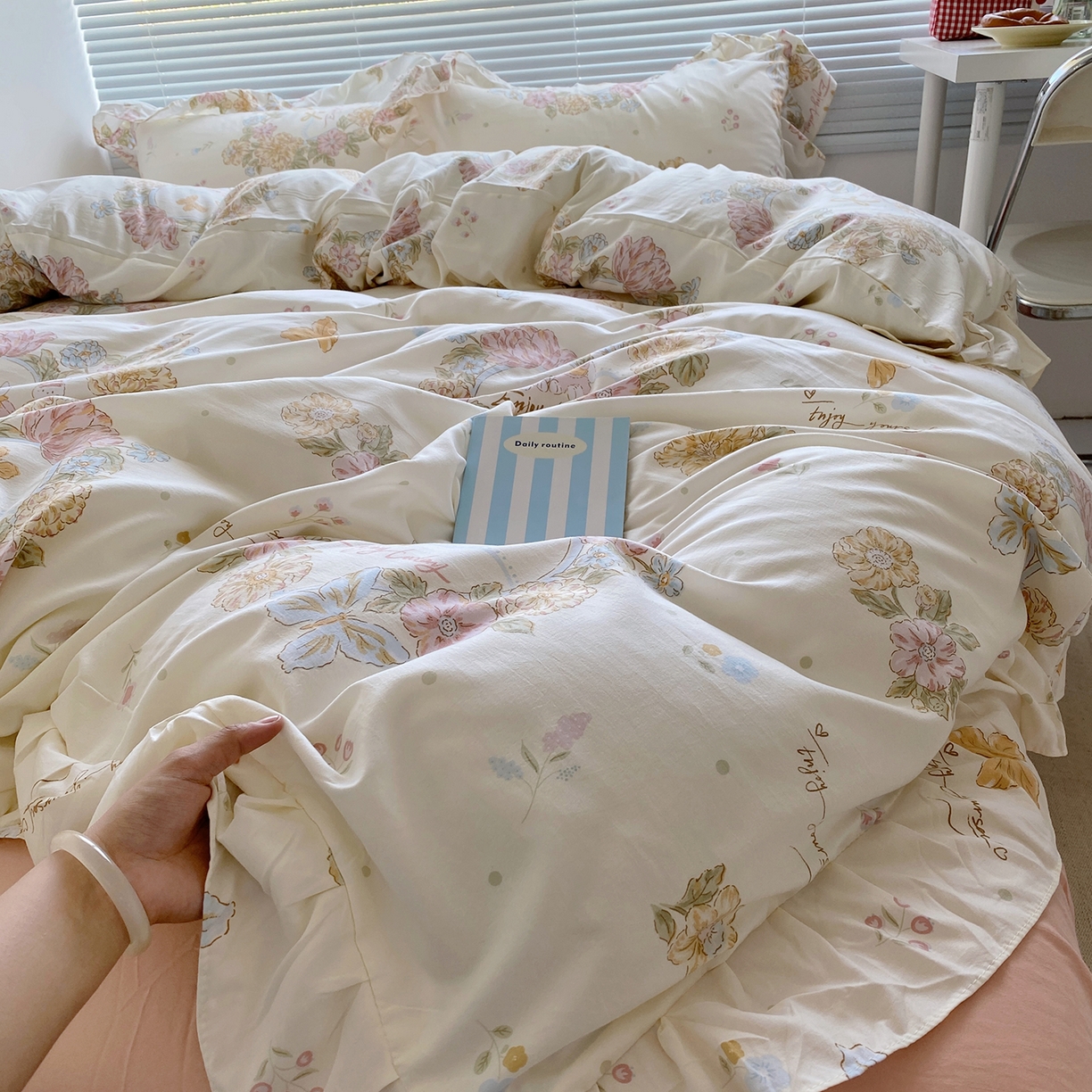 91家纺网 家纺一手货源 找家纺 （总）芷凡家纺2025新款A类加厚超柔水洗棉花边款韩式四件套-风格二