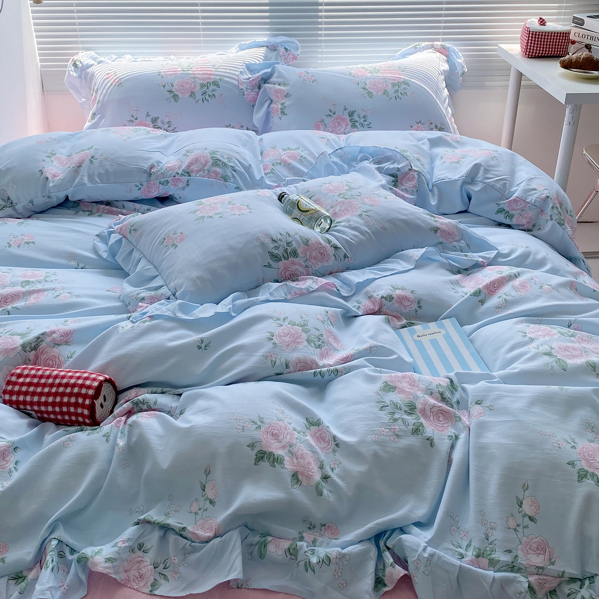 91家纺网 家纺一手货源 找家纺 （总）芷凡家纺2025新款A类加厚超柔水洗棉花边款韩式四件套-风格二