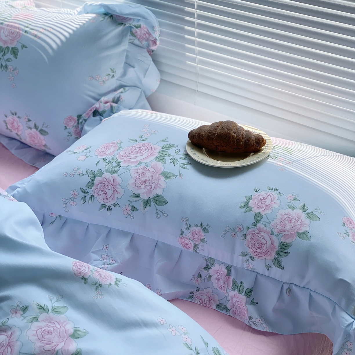 91家纺网 家纺一手货源 找家纺 （总）芷凡家纺2025新款A类加厚超柔水洗棉花边款韩式四件套-风格二