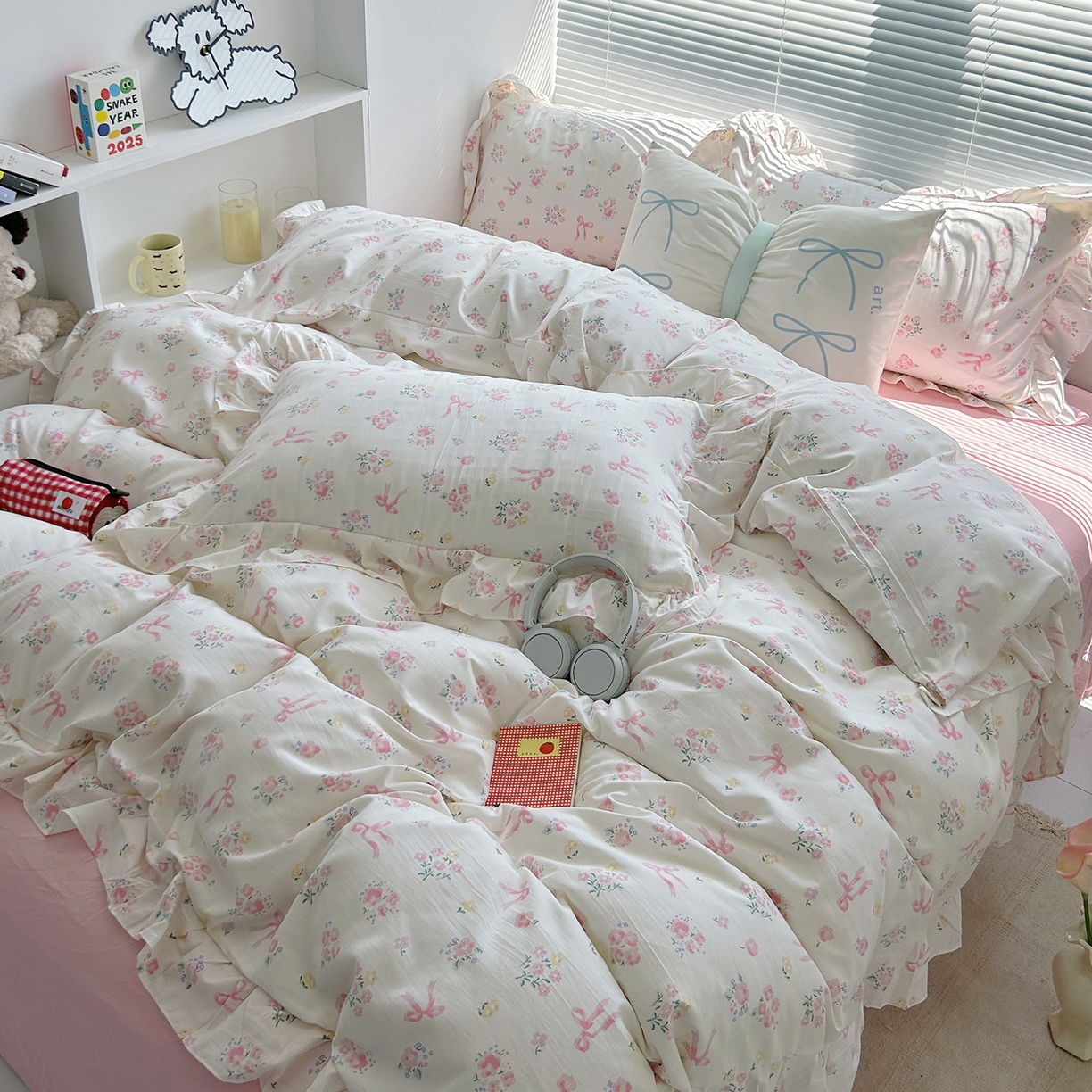 91家纺网 家纺一手货源 找家纺 芷凡家纺2025新款A类加厚超柔水洗棉花边款韩式四件套-风格二 蝶语