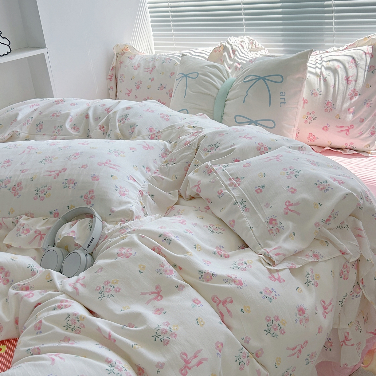 91家纺网 家纺一手货源 找家纺 芷凡家纺2025新款A类加厚超柔水洗棉花边款韩式四件套-风格二 蝶语