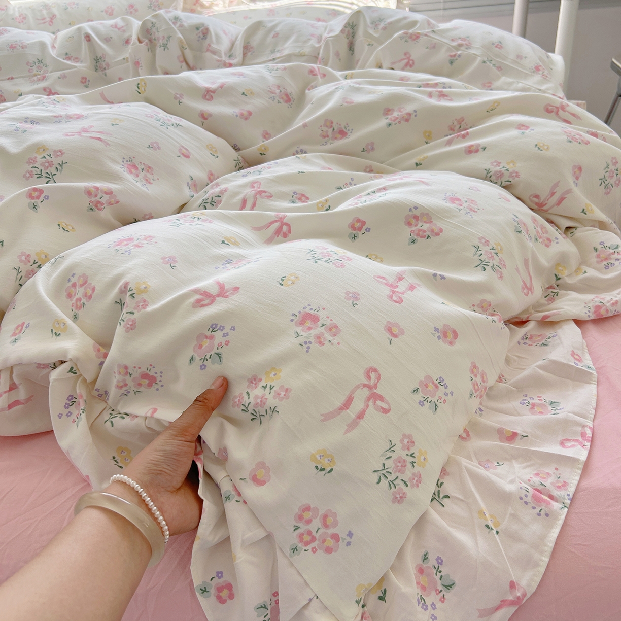 91家纺网 家纺一手货源 找家纺 芷凡家纺2025新款A类加厚超柔水洗棉花边款韩式四件套-风格二 蝶语