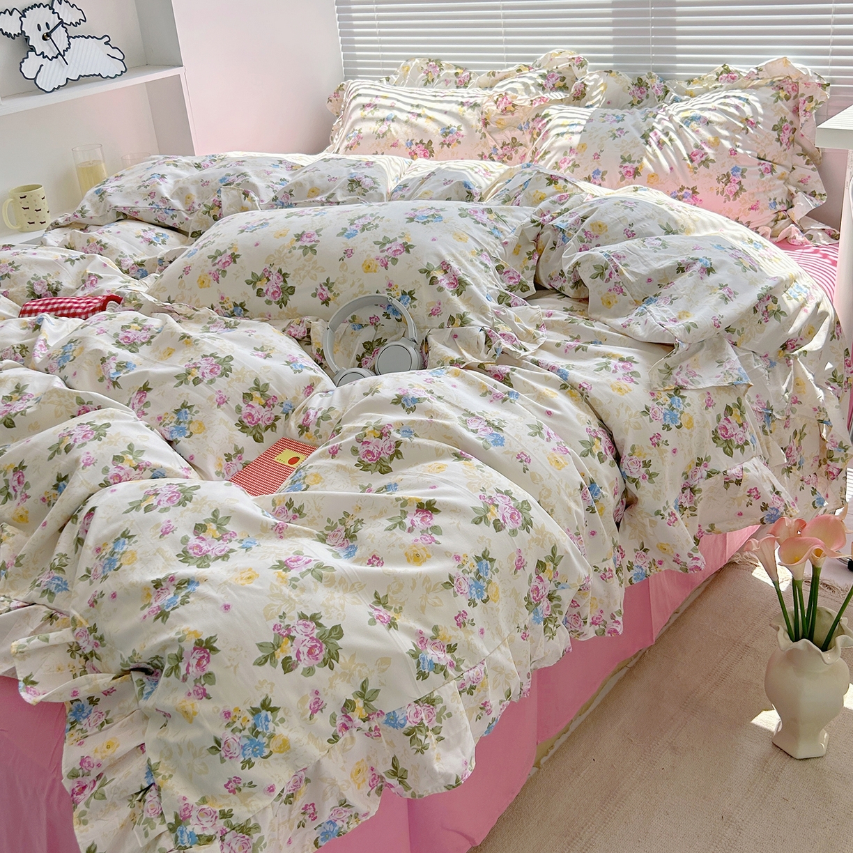 91家纺网 家纺一手货源 找家纺 芷凡家纺2025新款A类加厚超柔水洗棉花边款韩式四件套-风格二 花开曼舞