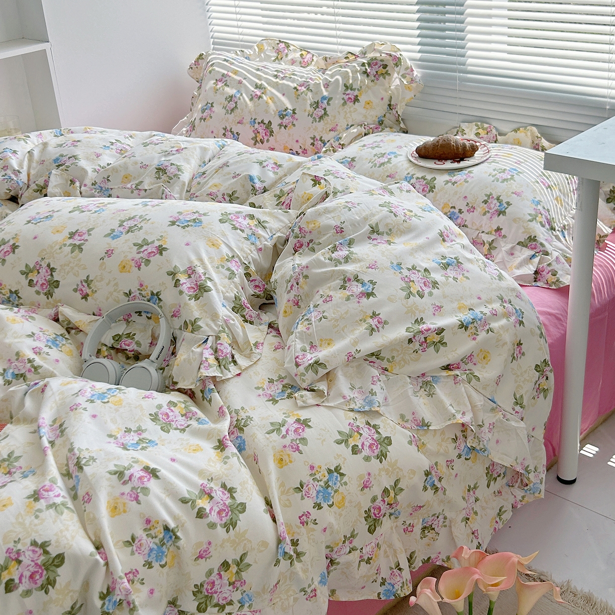 91家纺网 家纺一手货源 找家纺 芷凡家纺2025新款A类加厚超柔水洗棉花边款韩式四件套-风格二 花开曼舞