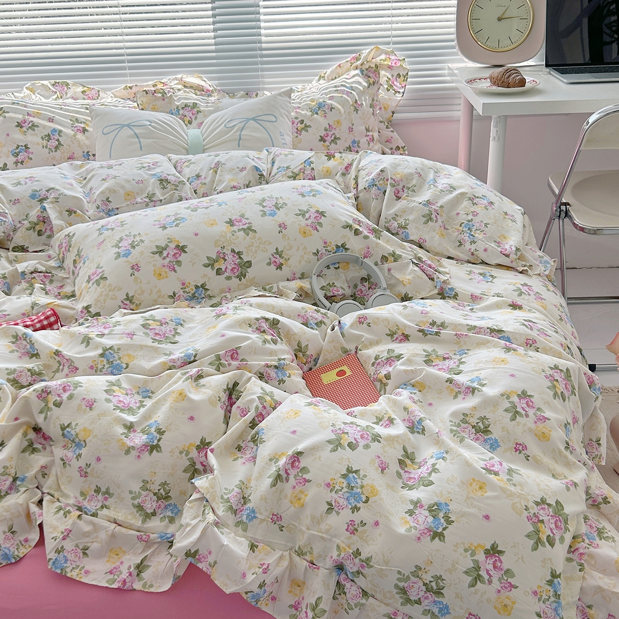 91家纺网 家纺一手货源 找家纺 芷凡家纺2025新款A类加厚超柔水洗棉花边款韩式四件套-风格二 花开曼舞