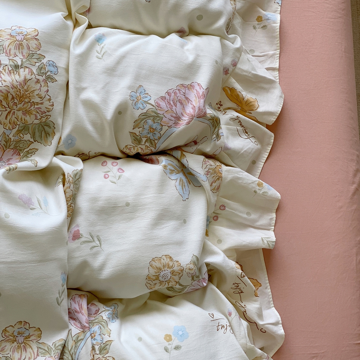 91家纺网 家纺一手货源 找家纺 芷凡家纺2025新款A类加厚超柔水洗棉花边款韩式四件套-风格二 忧乐花语