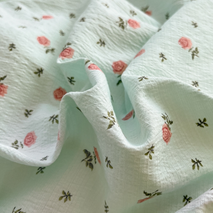 91家纺网 家纺一手货源 找家纺 卡迪熊家纺 2025新款超柔云感m印花双层纱四件套 芬芳玫瑰