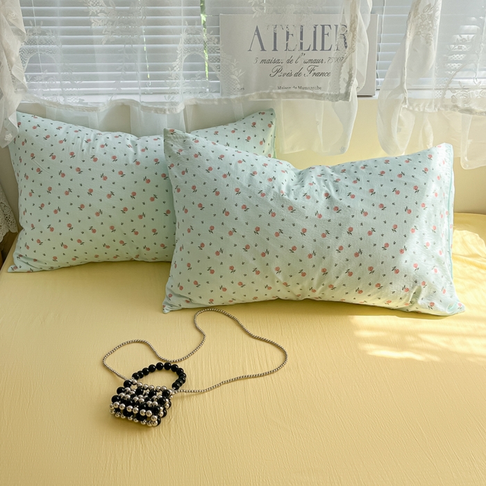 91家纺网 家纺一手货源 找家纺 卡迪熊家纺 2025新款超柔云感m印花双层纱四件套 芬芳玫瑰