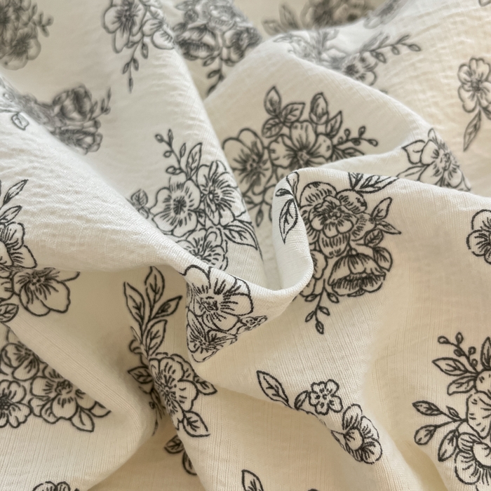 91家纺网 家纺一手货源 找家纺 卡迪熊家纺 2025新款超柔云感m印花双层纱四件套 桃花朵朵