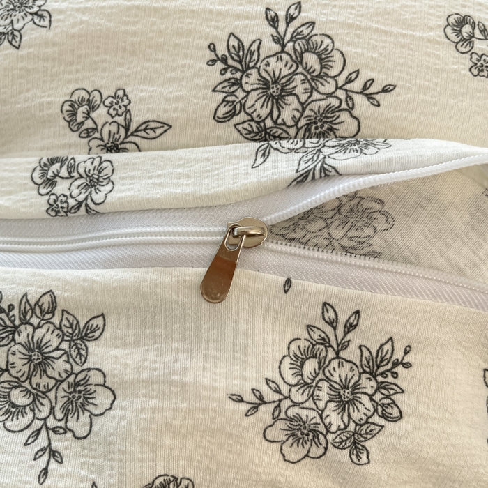 91家纺网 家纺一手货源 找家纺 卡迪熊家纺 2025新款超柔云感m印花双层纱四件套 桃花朵朵