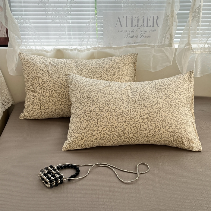 91家纺网 家纺一手货源 找家纺 卡迪熊家纺 2025新款超柔云感m印花双层纱四件套 枝蔓繁花