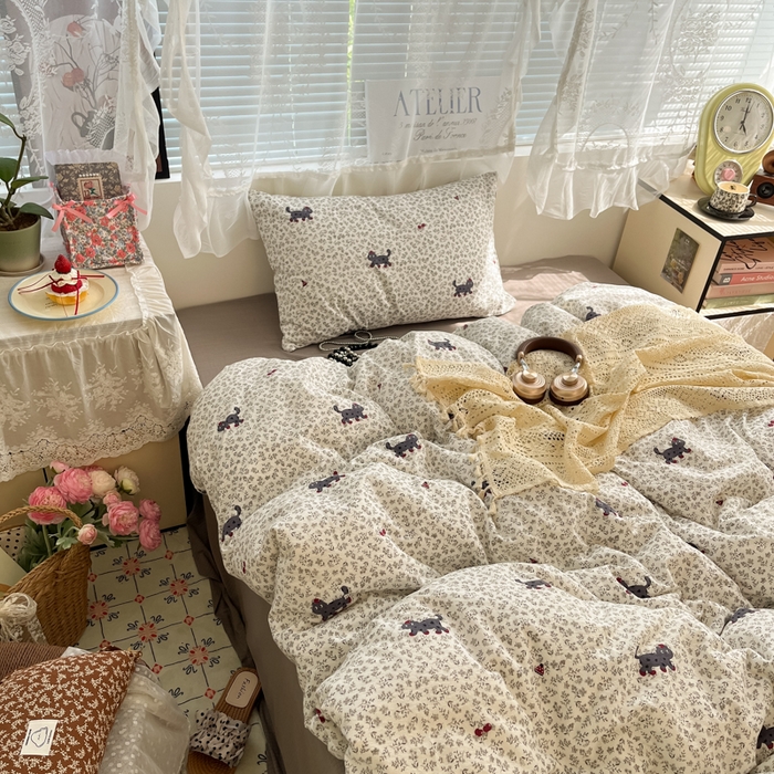 91家纺网 家纺一手货源 找家纺 彩韵家纺 2025新款超柔云感m印花双层纱四件套 丛林醉猫