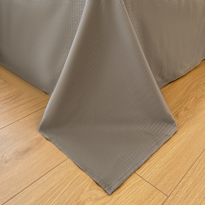 91家纺网 家纺一手货源 找家纺 彩韵家纺 2025新款超柔云感m印花双层纱四件套 丛林醉猫